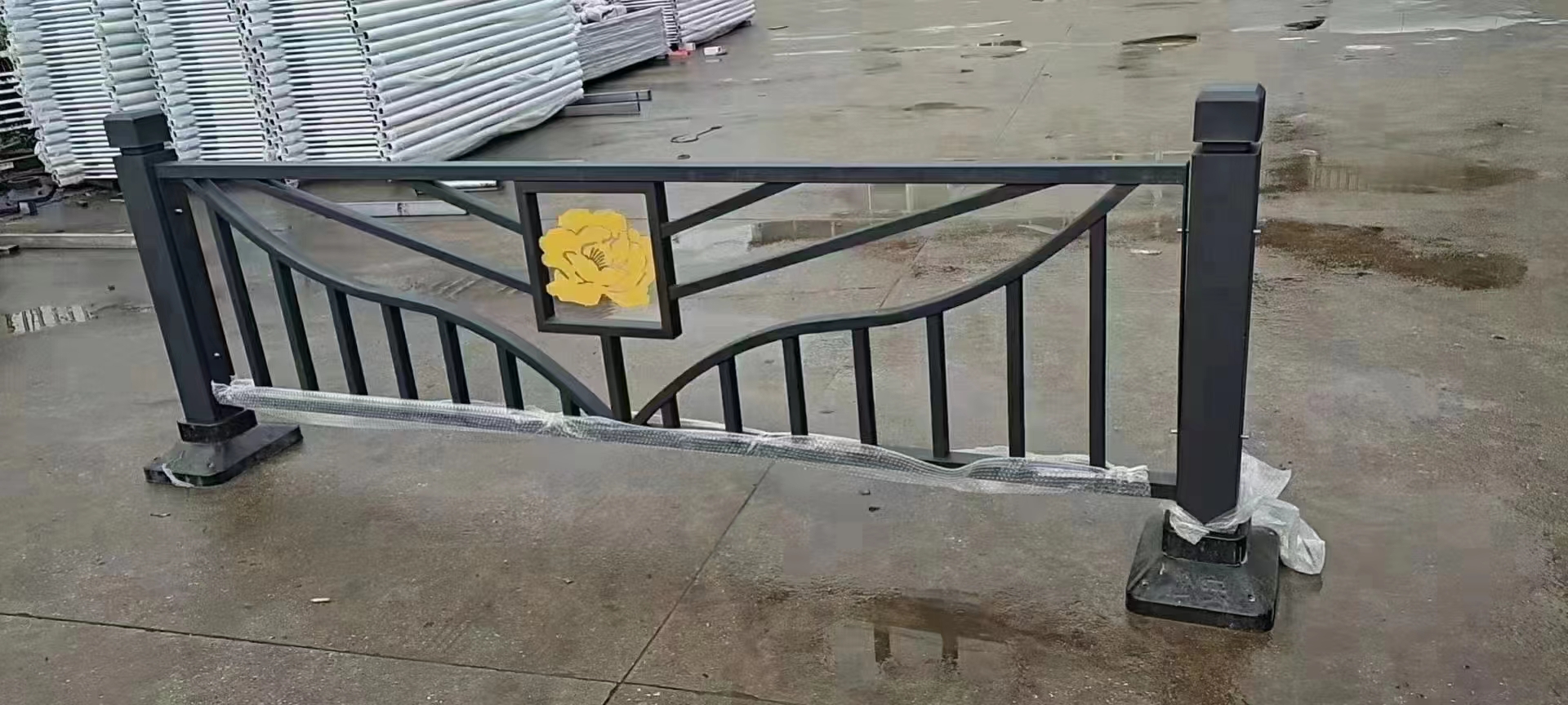 牡丹花款護(hù)欄，市政護(hù)欄，道路護(hù)欄